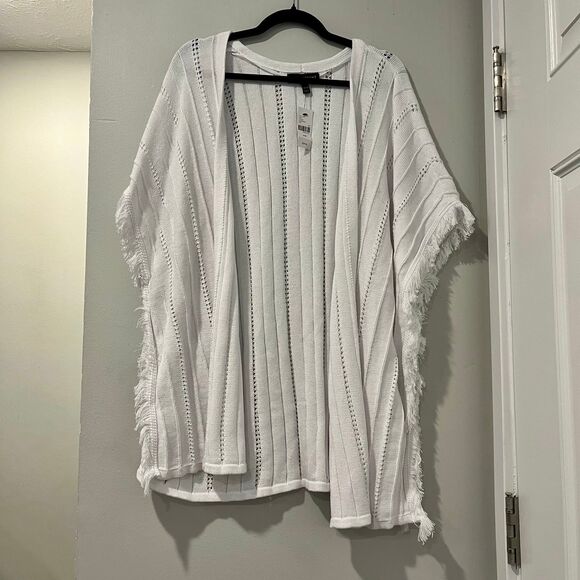 Lane Bryant Classic Short-Sleeve Open-Front Fringe Poncho size 14/20 NWTs - Picture 2 of 5